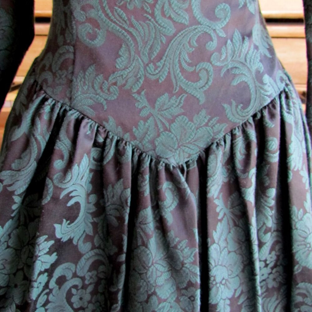 JESSICA McCLINTOCK BROCADE DRESS, 6, DARK GREEN OFF-SHOULDER ROMANTIC VINTAGE - Picture 3 of 13